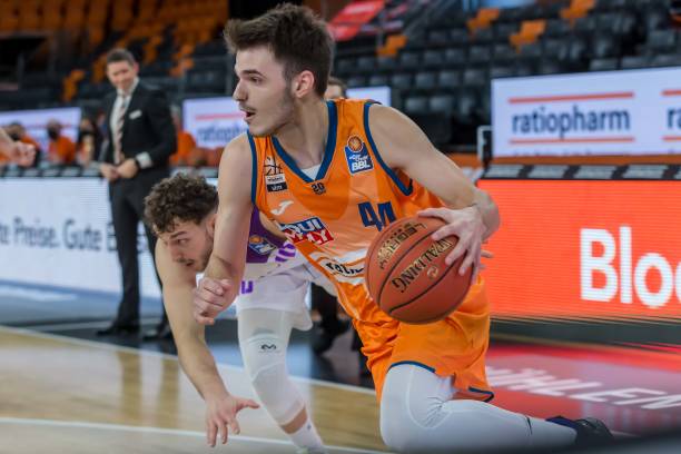 为广泛的经 为广泛的经