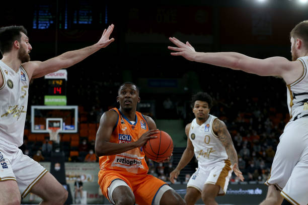 事的公平竞 事的公平竞