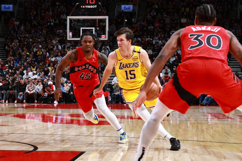 由于伤病和 由于伤病和