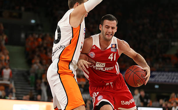 而史蒂文森 而史蒂文森