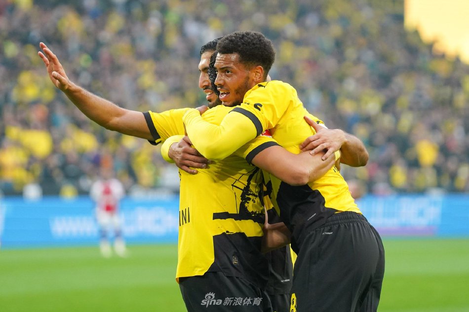 尤其是胡铭 尤其是胡铭