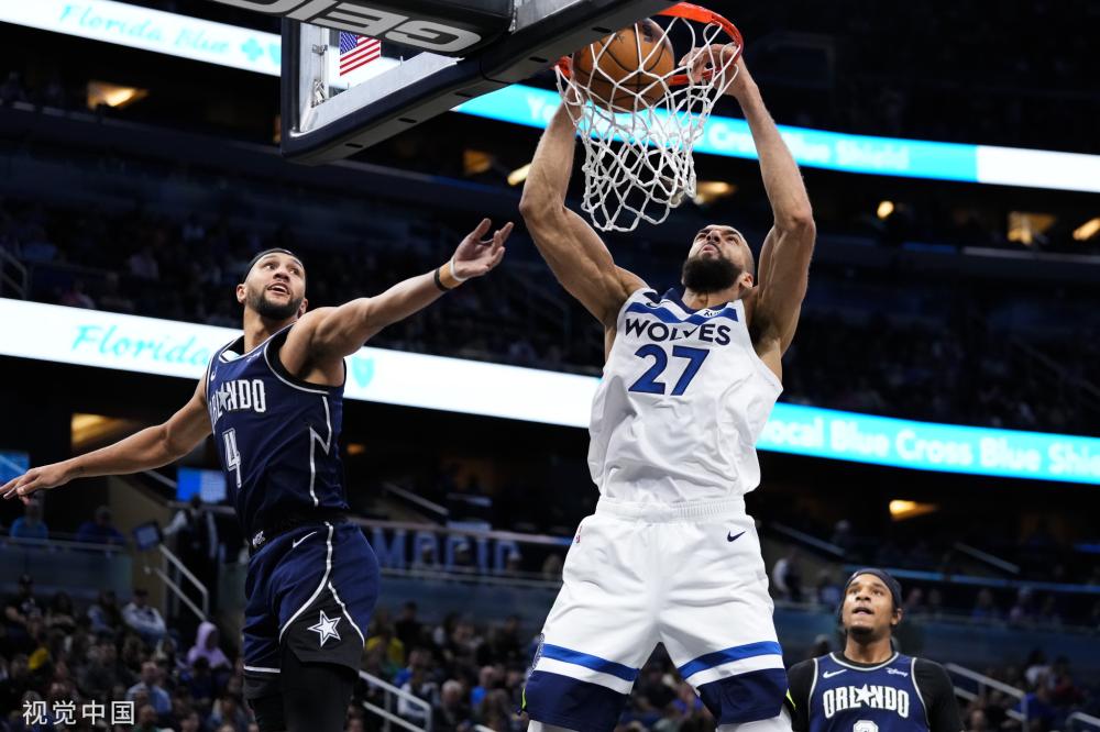 访中提及他 访中提及他