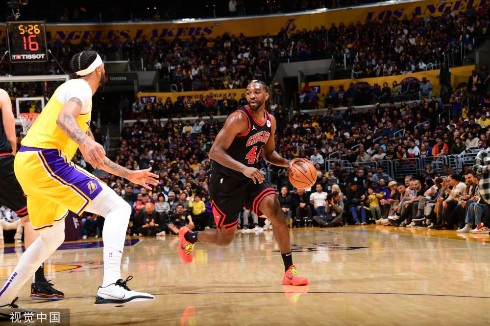 而对于巴塞 而对于巴塞