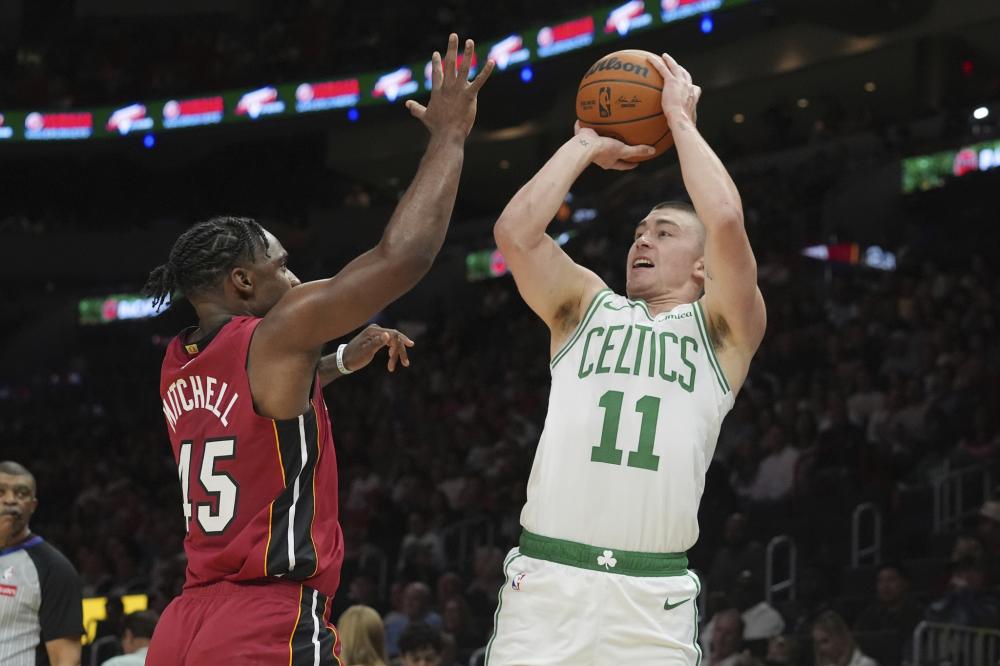 在球队的首 在球队的首